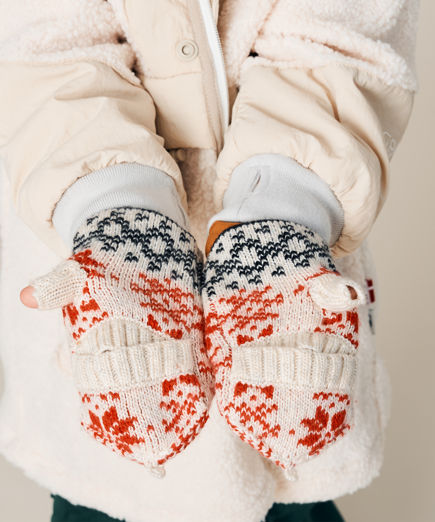 KID'S LATVIA MITTENS