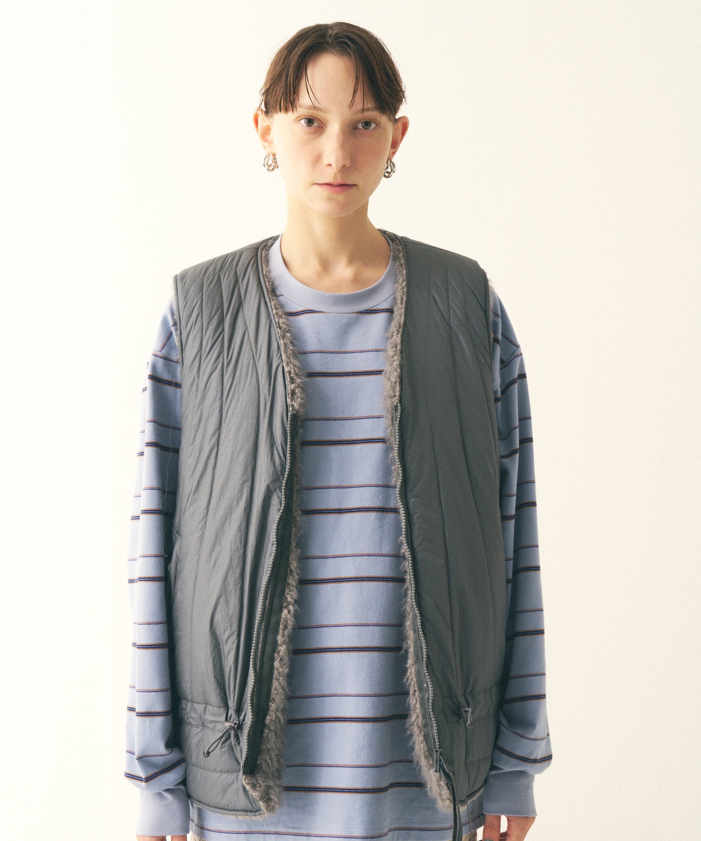 【残りわずか】UNISEX PADDED REVERSIBLE FUR VEST