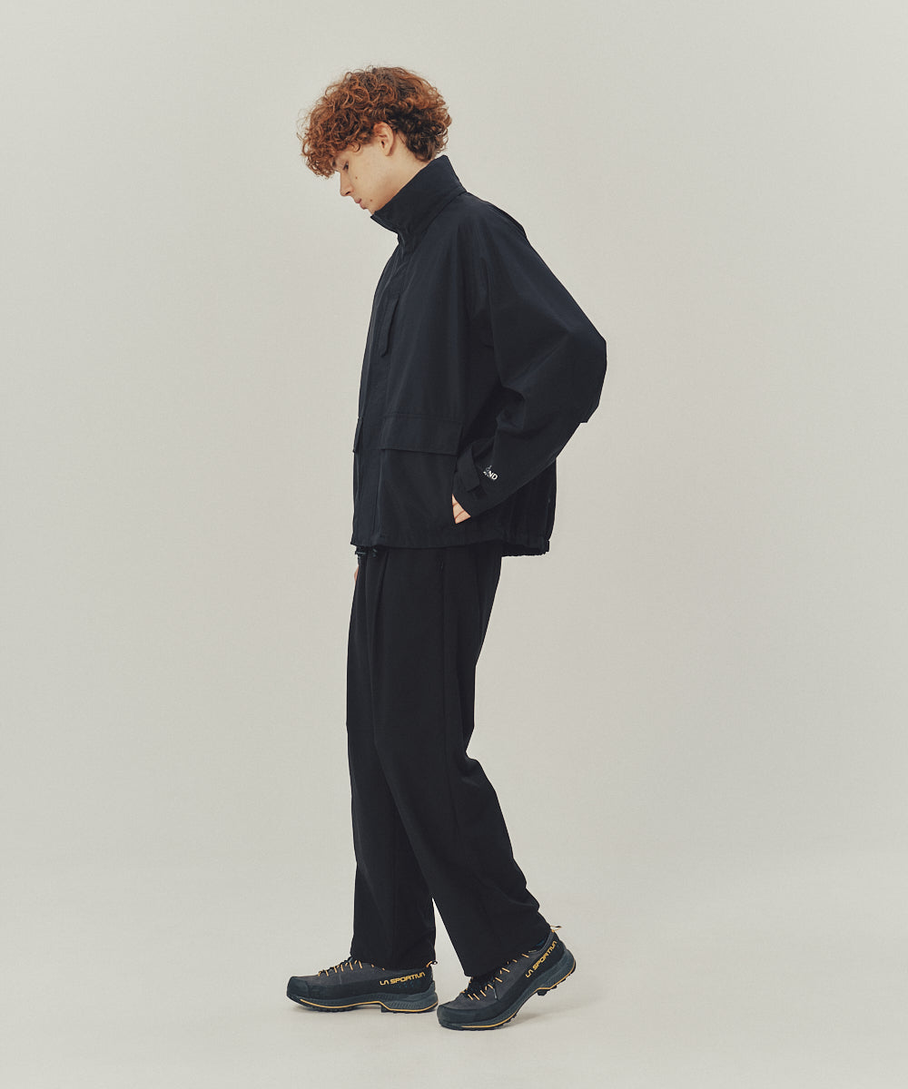 BELTED TUCK PANTS