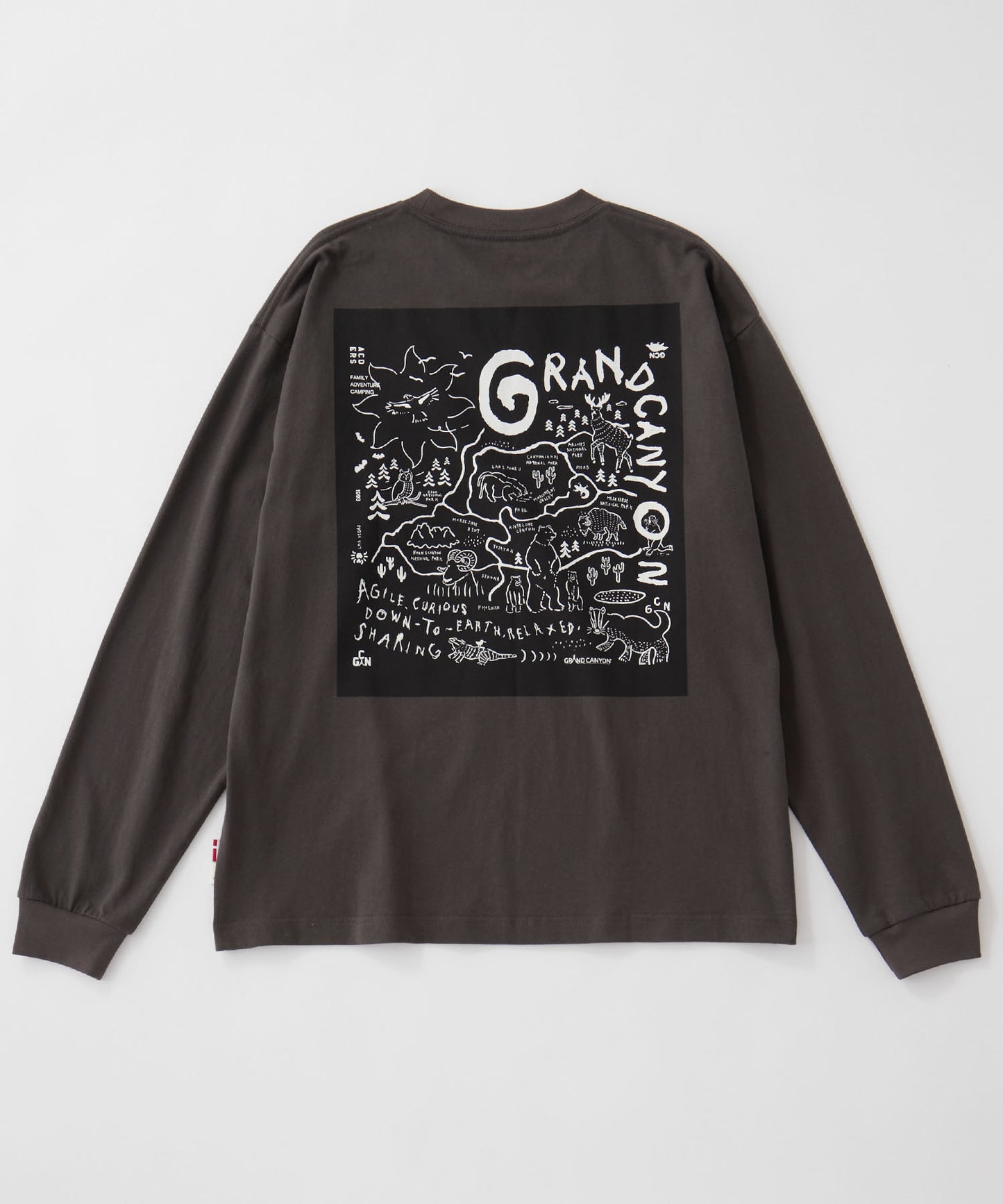 UNISEX L/S BANDANA PRINT TEE