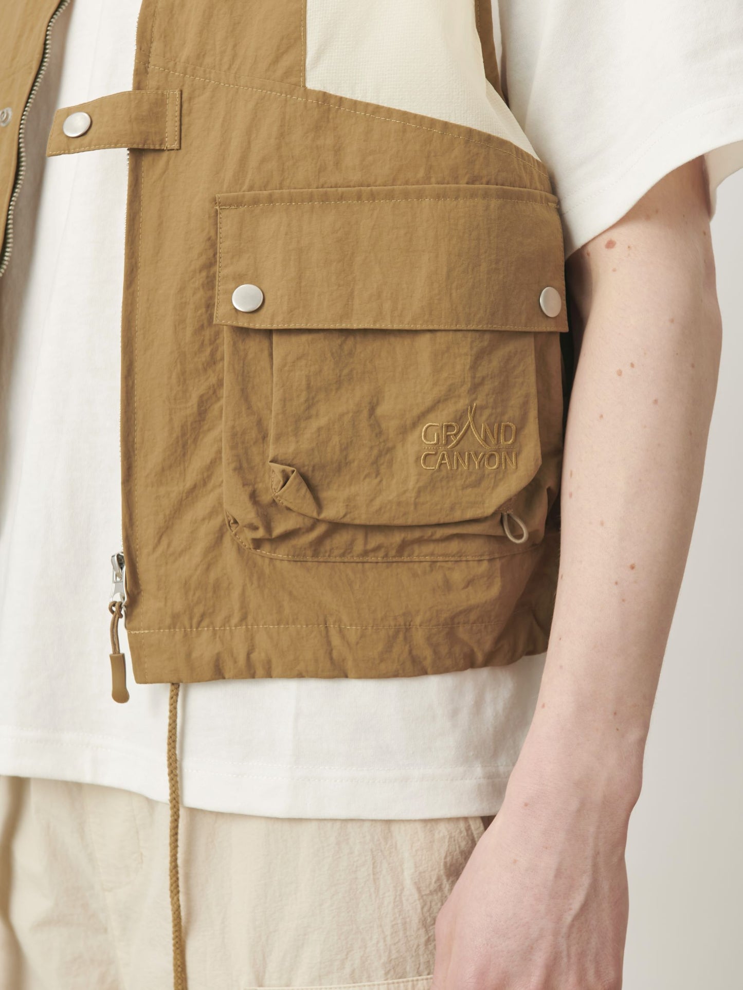 UNISEX SHEER NYLON STAND VEST