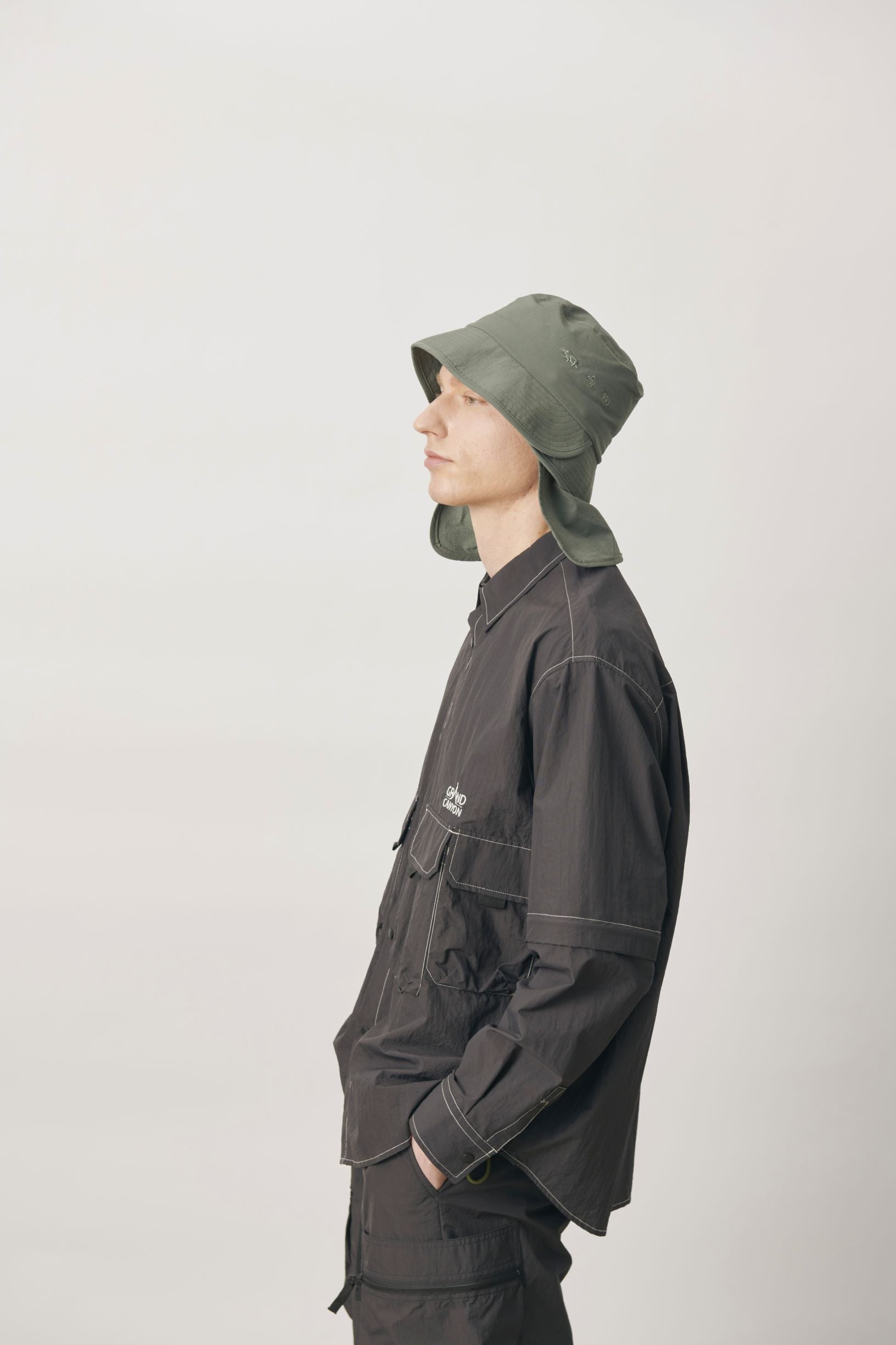 [残りわずか] UNISEX 2WAY NYLON CAMP SHIRTS